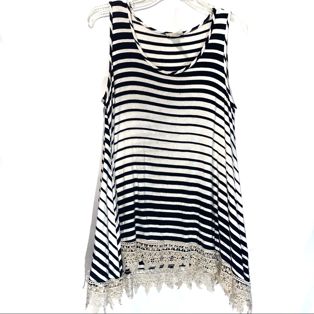 Honeylee Sleeveless Striped Top Women’s Small